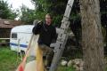 Workcamp-Teilnehmende beim Upcycling.