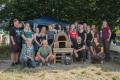 Gruppenfoto der Workcampteilnehmerinnen zum Lehmbackofenbau  |Foto: Hendrik Silbermann (ARTWORKs)
